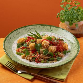 Смажений рис з овочами та тофу