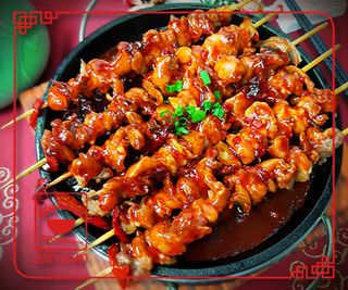 D11 ქათმის მწვადი, თუჯის გავარვარებულ კეცზე