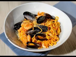 Домашня локшина з морепродуктами (350g)