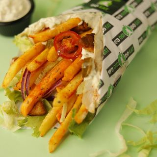 გირო ღორის ხორცით, ტარტარის სოუსით (საფირმო სოუსი კრემყველით)