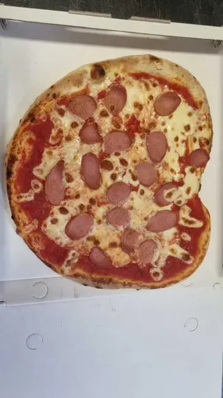 25-Pizza würstel