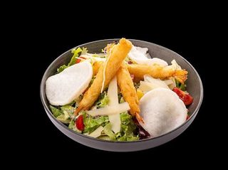 Салата със скариди