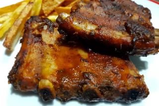 055. Пържени свински ребра с пипер и сол (400гр)