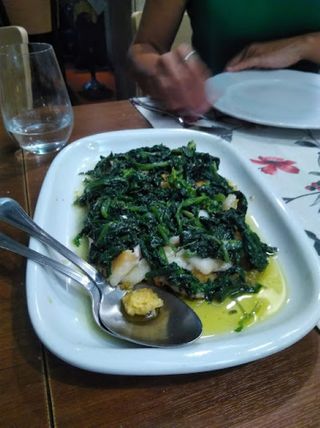 Migas de Bacalhau com Broa e Grelos