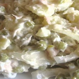 Ensaladilla  de atun ( racion)