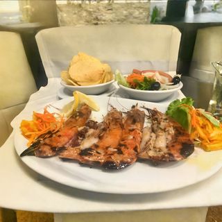 Espetada de Lulas com Gambas