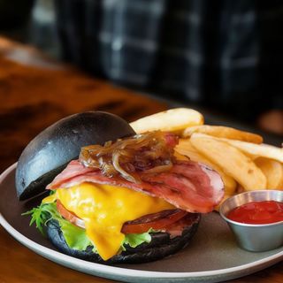 Hamburguesa Black Ámsterdam (180gr)