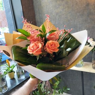 Buchet 5 trandafiri orange