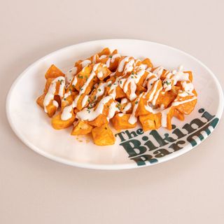 Tapa De Patatas Bravas Con Salsa Alioli Y Romesco