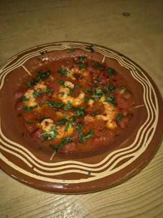 Tajín De Gambas Con Tomate
