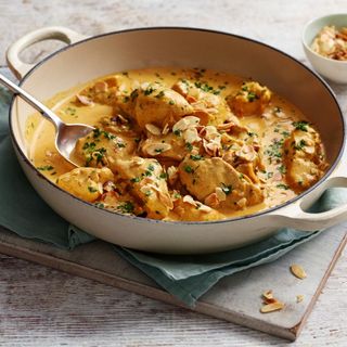 CHICKEN CHEEZ KORMA