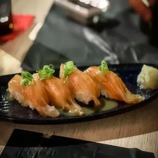 Aburinigiri Shiromi (1 ud)
