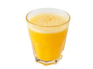 Свіжовичавлений сік апельсин (250ml)