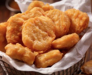 Menú Nuggets De Pollo (6 Uds.)