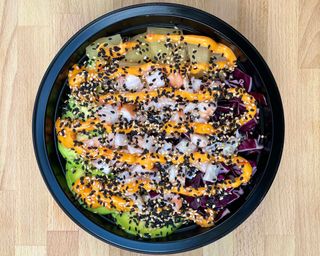 Poke bowl gamberi land