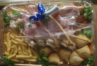 Spritz o bevande a scelta con tagliere misto 