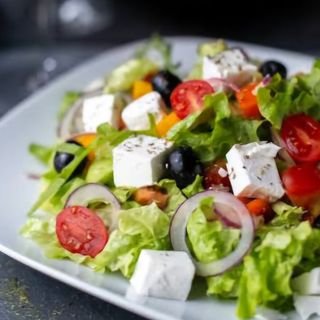 Салат Хоріатика