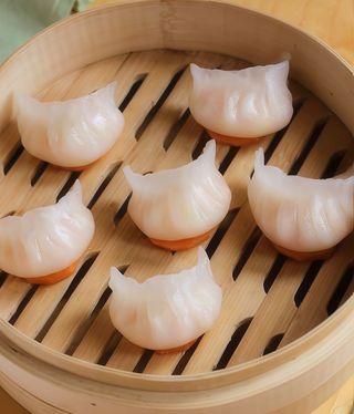 Ravioli trasparenti di gamberi