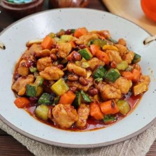 Pollo Kungpao 宫保鸡丁