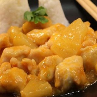 Pollo Con Piña