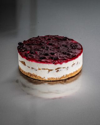 NOVITA': Torta Cheesecake Frutti di Bosco Media