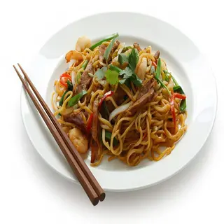 Fideos De Arroz Con Carne Y Gambas Con Salsa A Elección