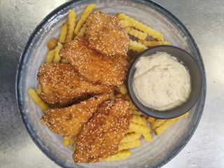 Hrskava piletina sa susamom 450gr