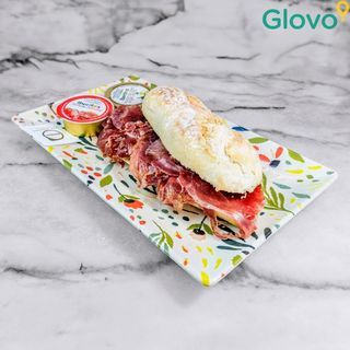 Bocatín De Pan Calentito Gourmet Gran Reserva Paleta Ibérica De Cebo 