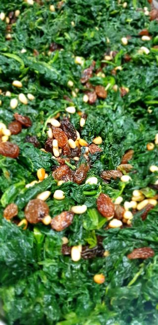 Espinacas a la Catalana