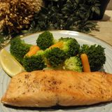 Филе от сьомга на плоча  (300г)