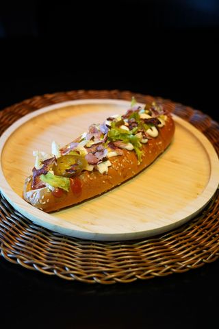 ჰოთ-დოგი ბეკონით