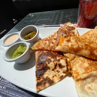 Quesadillas De Quesos