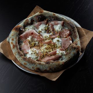 Мортаделла з фісташкою