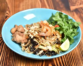 Рисова локшина з куркою та креветками (300г)