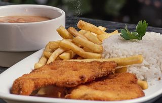 File de Frango à Milanesa