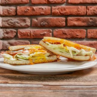 NUEVO SANDWICH BLTH SUPER Bacon + huevo