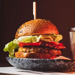 Classic cheeseburger