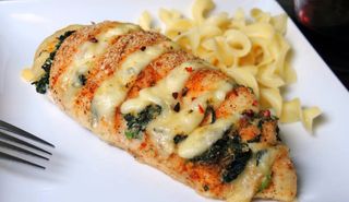 Куриное филе фарш со шпинатом