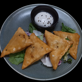 Samosa de pollo al curry 4 uds