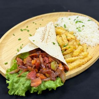 ბოსტნეულის ტორტილა ფრის გარნირით