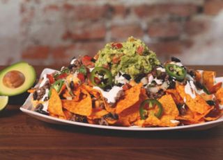 Nachos Con Guacamole