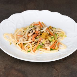 167. Udon con pollo e verdure