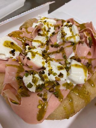 Montanara Mortadella & Pistacchio