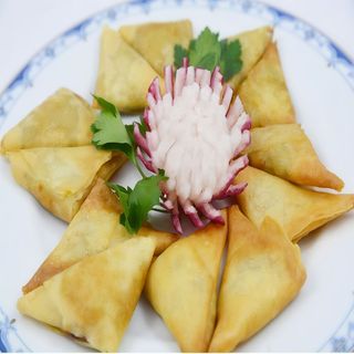 4 - Empanadillas frita con curry (10 pzas.)