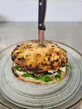 Buccularu Double Smash pan pizza