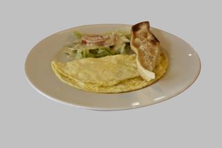 Omelette jambon fromage