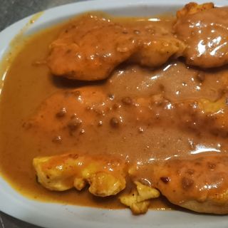 6-Saté De Pollo Con Salsa De Cacahuete (4 Uds.)