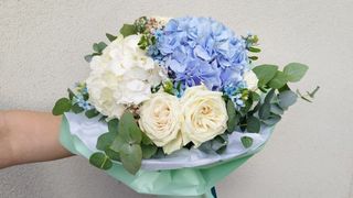 Bukiet Wenecja - Biało- niebieska elegancja