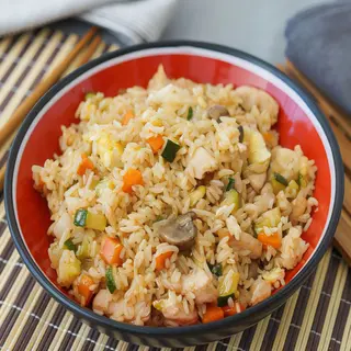 Yakimeshi de Pollo