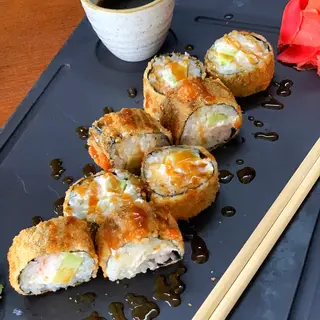 Темпура-роллы с креветками / Tempura rolls cu Creveti